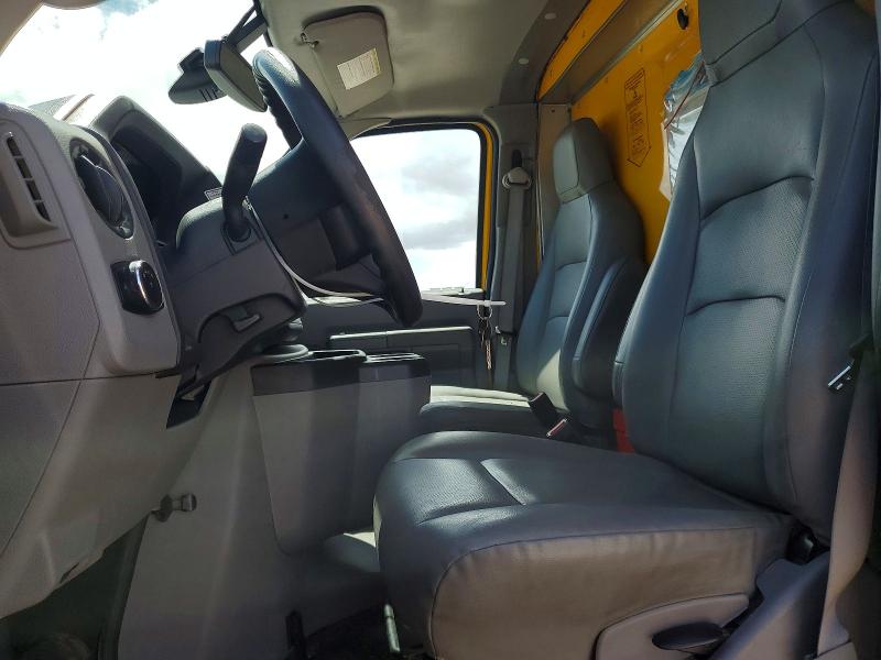 2022 Ford Econoline მანქანა იყიდება აუქციონზე, vin: 1FDWE3FN3NDC04013, აუქციონის ნომერი: 54721376