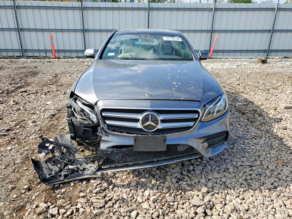 52738136 :رقم المزاد ، WDDZF8EB6LA704030 vin ، 2020 Mercedes-benz E مزاد بيع