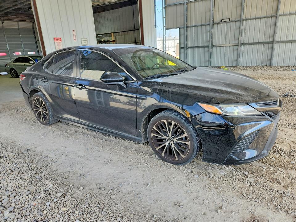 Продаж на аукціоні авто 2018 Toyota Camry, vin: JTNB11HK9J3014640, номер лоту: 51856996