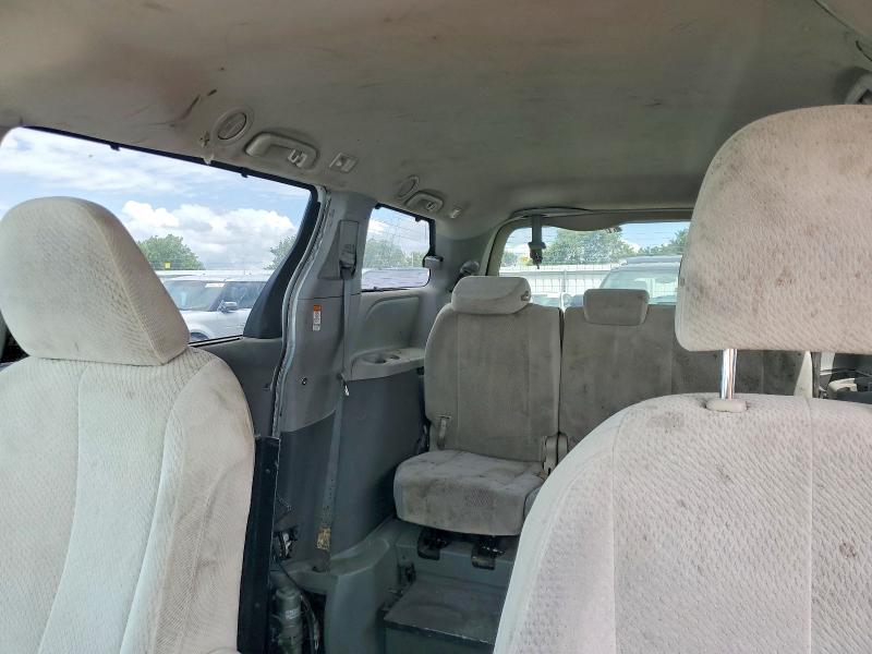 Продажа на аукционе авто 2019 Toyota Sienna, vin: 5TDKZ3DC2KS013160, номер лота: 55432296