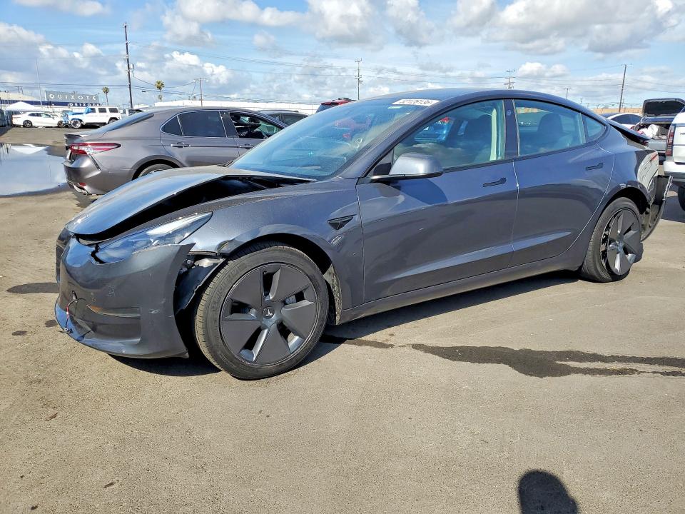 Продажа на аукционе авто 2023 Tesla Model 3, vin: 5YJ3E1EA2PF689539, номер лота: 52126136