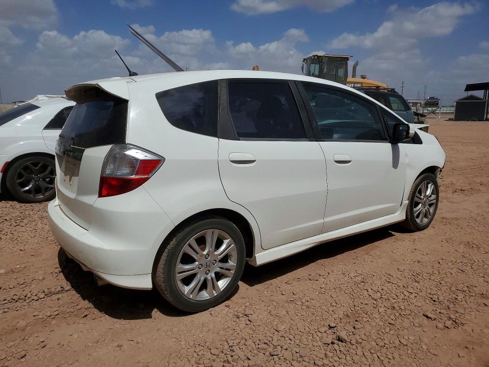 Продажа на аукционе авто 2011 Honda Fit, vin: JHMGE8H5XBS000592, номер лота: 53943346