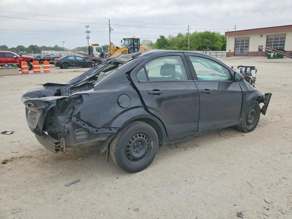 54697466 :رقم المزاد ، 1G1JB5SH3H4131094 vin ، 2017 Chevrolet Sonic مزاد بيع