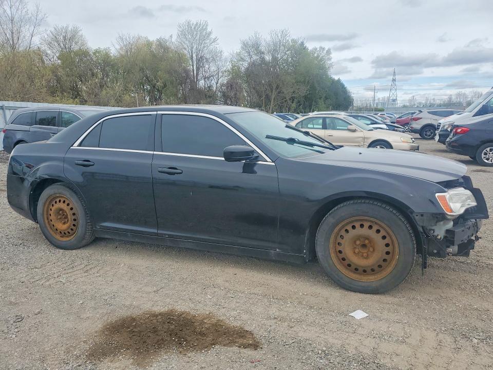 Продажа на аукционе авто 2013 Chrysler 300, vin: 2C3CCAAG7DH714395, номер лота: 51493776