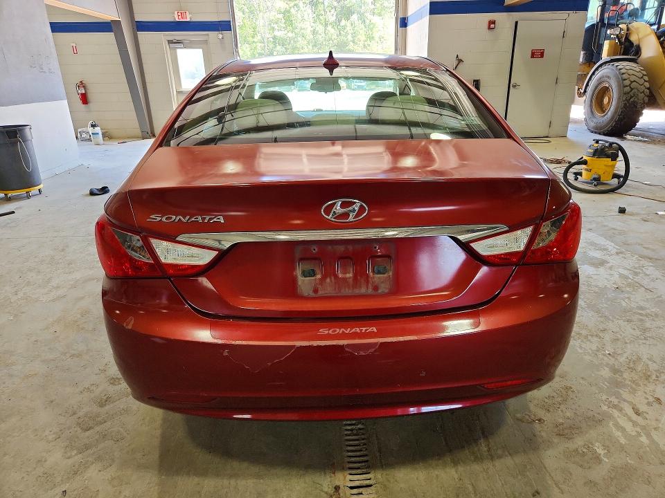 55337936 :رقم المزاد ، 5NPEB4AC2DH640929 vin ، 2013 Hyundai Sonata مزاد بيع