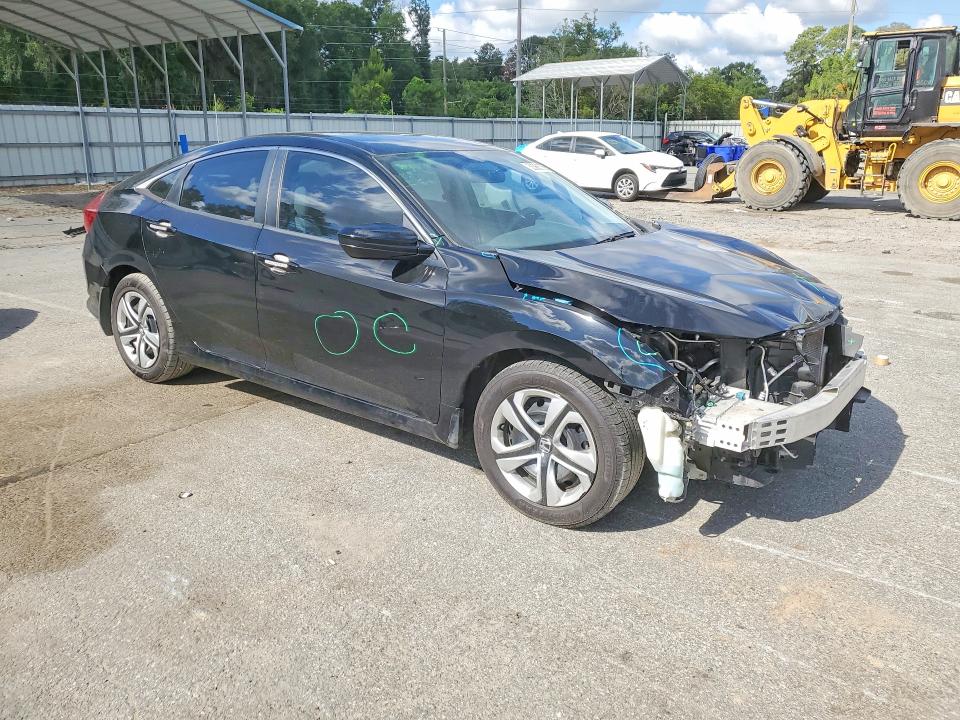 53983756 :رقم المزاد ، 19XFC2F5XJE003271 vin ، 2018 Honda Civic مزاد بيع