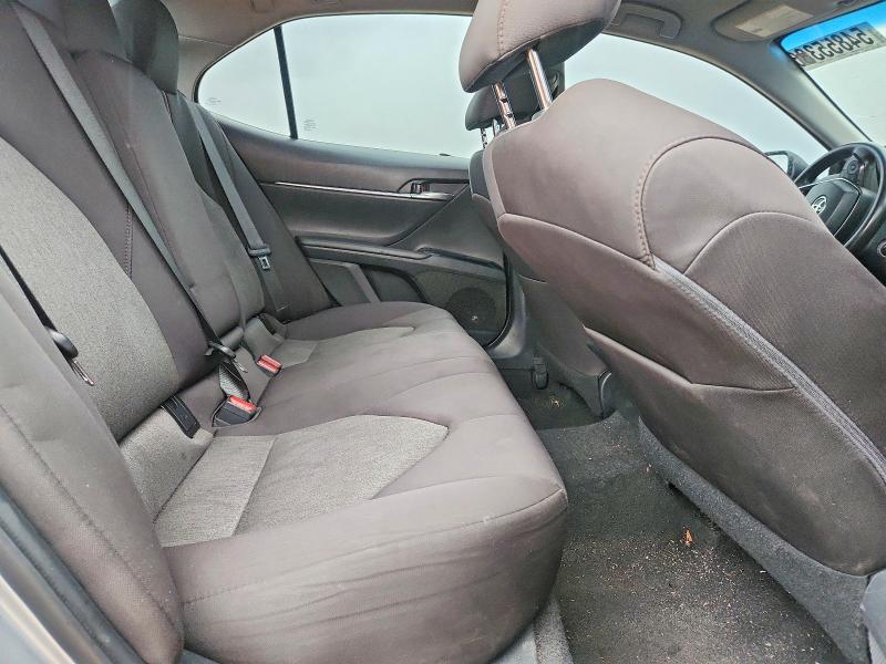 54855386 :رقم المزاد ، 4T1B11HK7KU685753 vin ، 2019 Toyota Camry مزاد بيع
