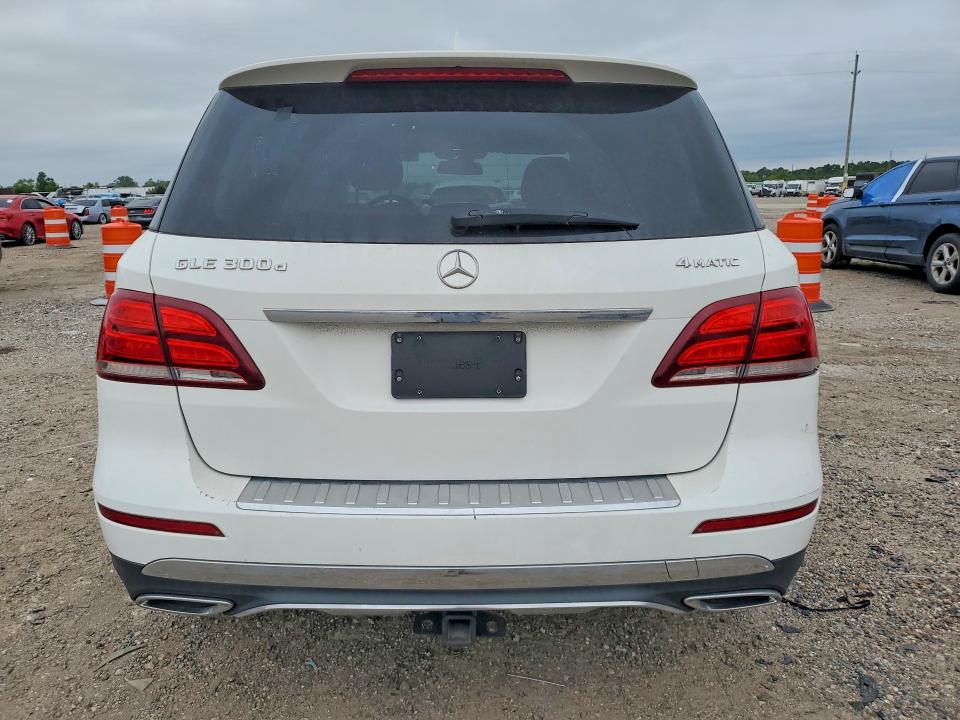 Продажа на аукционе авто 2016 Mercedes-benz Gle, vin: 4JGDA0EB6GA642800, номер лота: 52302506