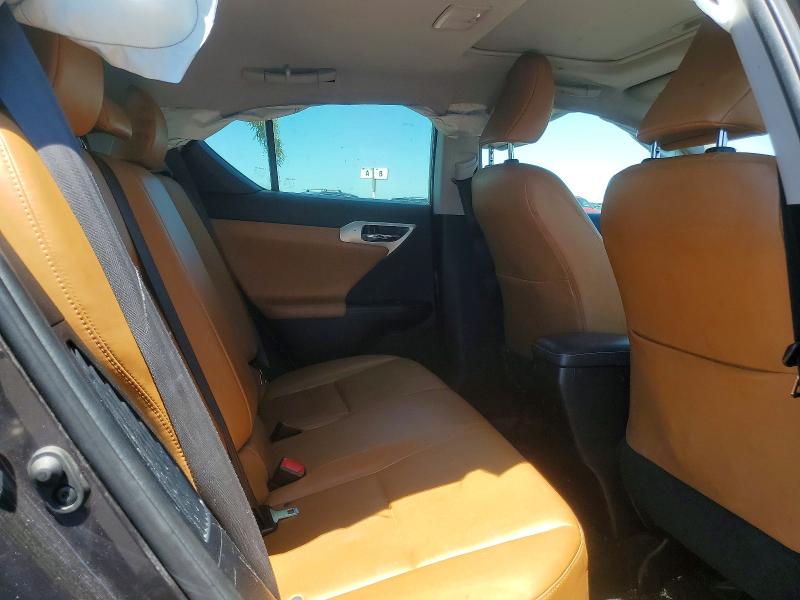 53126216 :رقم المزاد ، JTHKD5BH2B2031866 vin ، 2011 Lexus Ct مزاد بيع