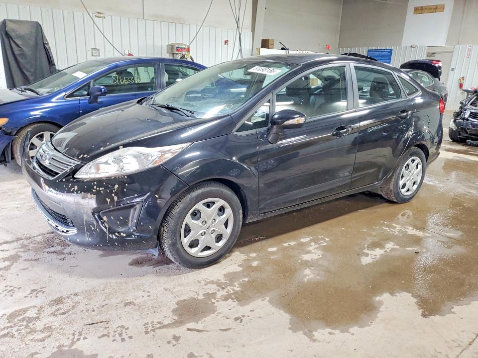 51698156 :رقم المزاد ، 3FADP4BJ8DM185062 vin ، 2013 Ford Fiesta مزاد بيع