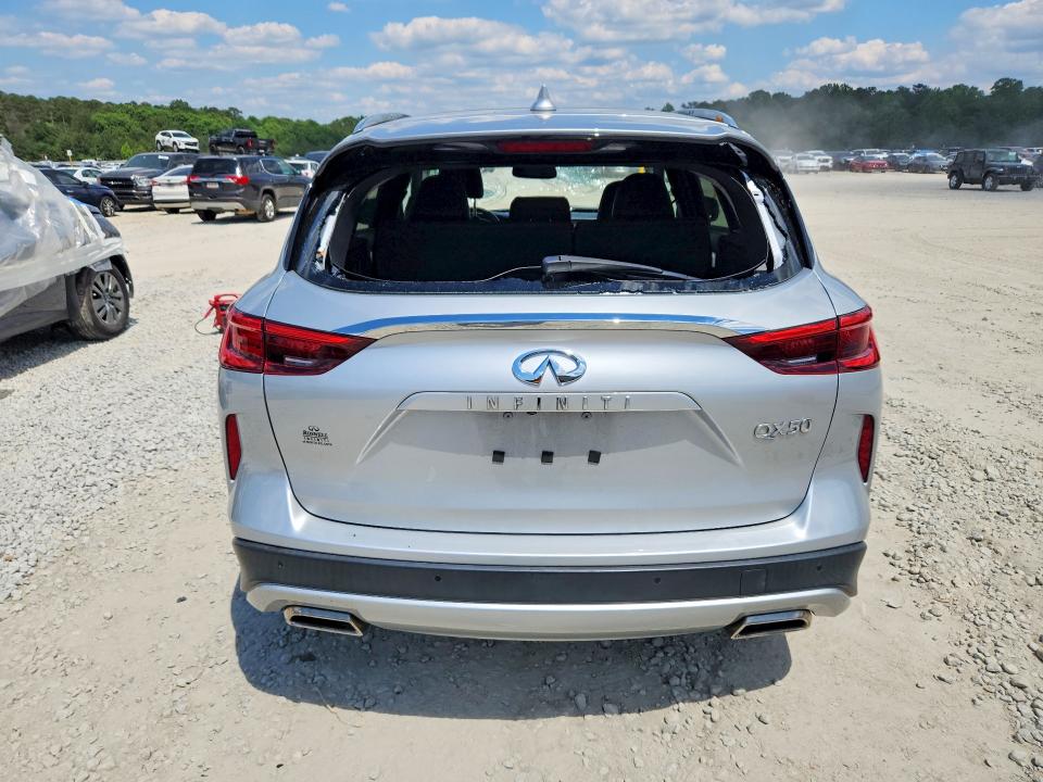 53526746 :رقم المزاد ، 3PCAJ5M18LF104713 vin ، 2020 Infiniti Qx50 مزاد بيع