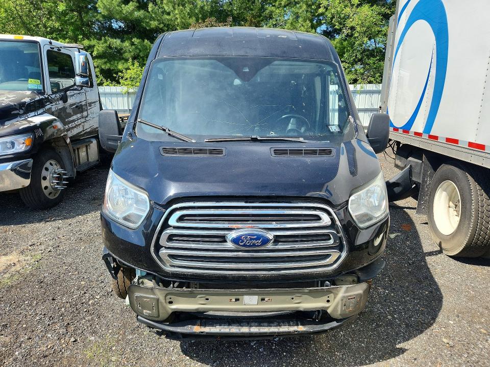 53480516 :رقم المزاد ، 1FBAX2CM5HKA45952 vin ، 2017 Ford Transit مزاد بيع