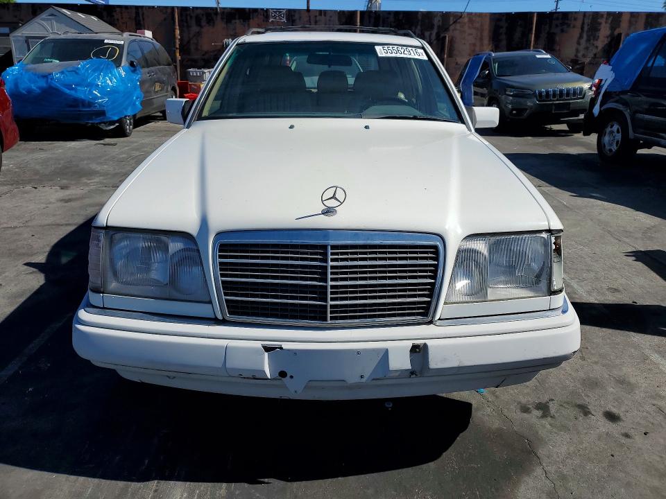 Продажа на аукционе авто 1995 Mercedes-benz E, vin: WDBEA92E3SF304552, номер лота: 55562916