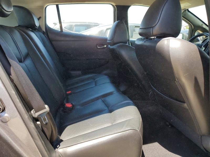 53143786 :رقم المزاد ، 1N4AZ1CP5KC303467 vin ، 2019 Nissan Leaf مزاد بيع