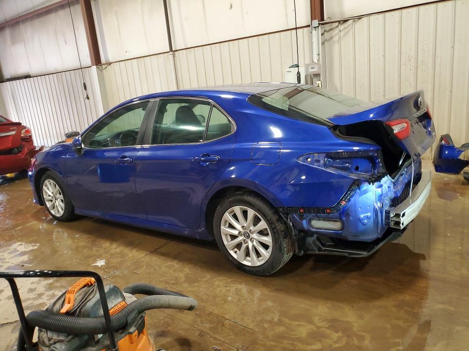 Продажа на аукционе авто 2018 Toyota Camry, vin: 4T1B11HK0JU606082, номер лота: 52930026