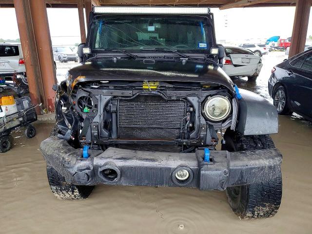 52263746 :رقم المزاد ، 1C4BJWDG3HL612638 vin ، 2017 Jeep Wrangler Unlimited مزاد بيع