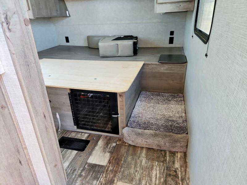 55210046 :رقم المزاد ، 4YDT28023LB451064 vin ، 2020 Keystone Outback مزاد بيع
