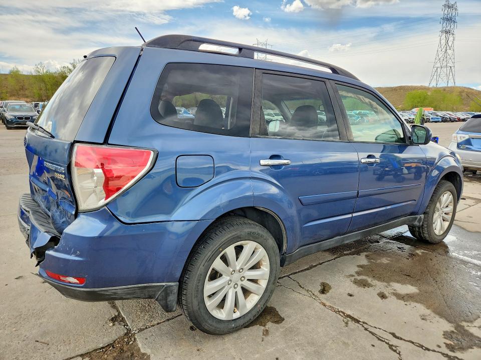 Продажа на аукционе авто 2013 Subaru Forester, vin: JF2SHAEC5DH438998, номер лота: 52256606