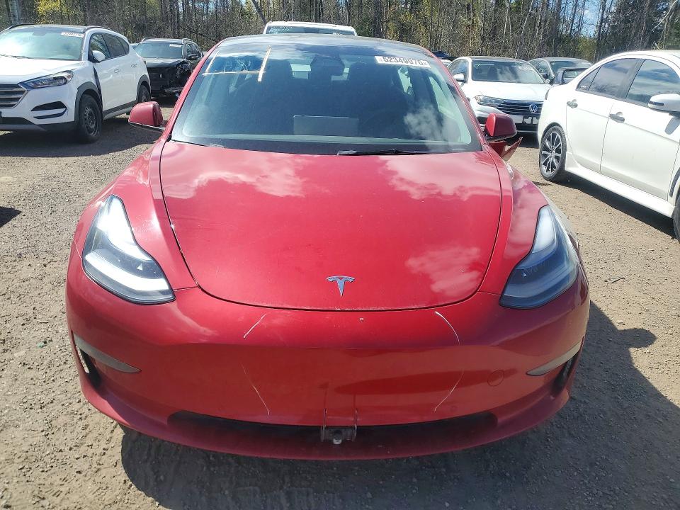 52349976 :رقم المزاد ، 5YJ3E1EB8NF206464 vin ، 2022 Tesla Model 3 مزاد بيع