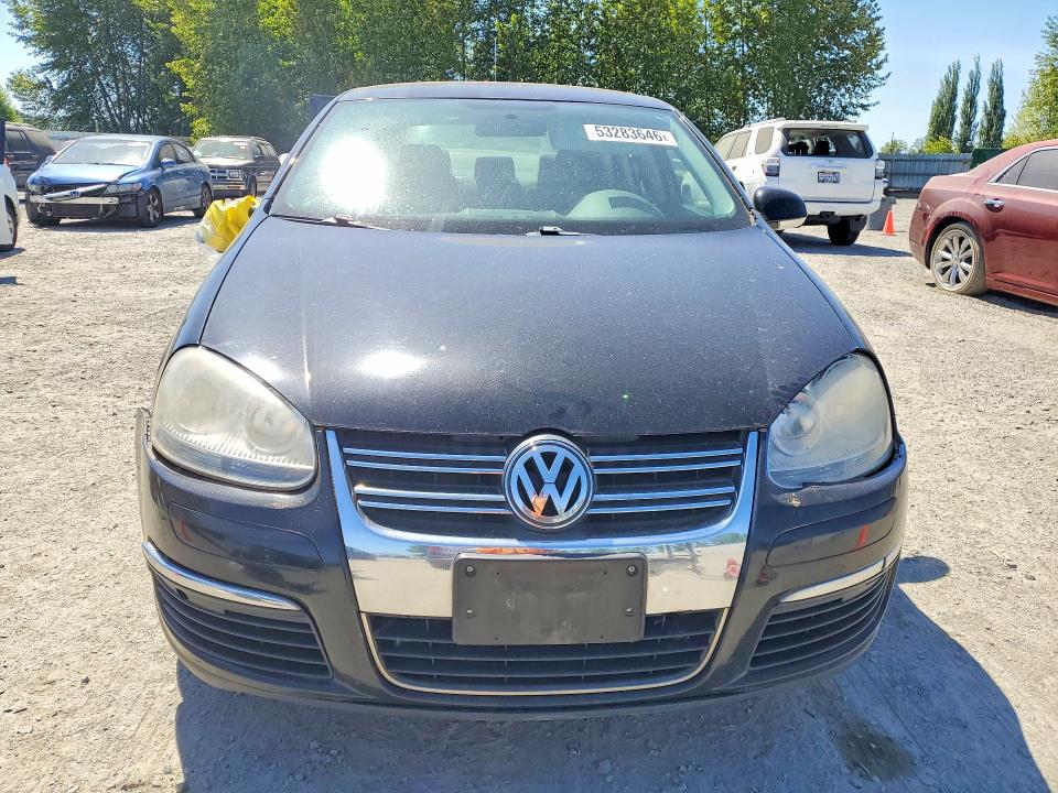 2009 Volkswagen Jetta მანქანა იყიდება აუქციონზე, vin: 3VWJM71K49M172640, აუქციონის ნომერი: 53283646