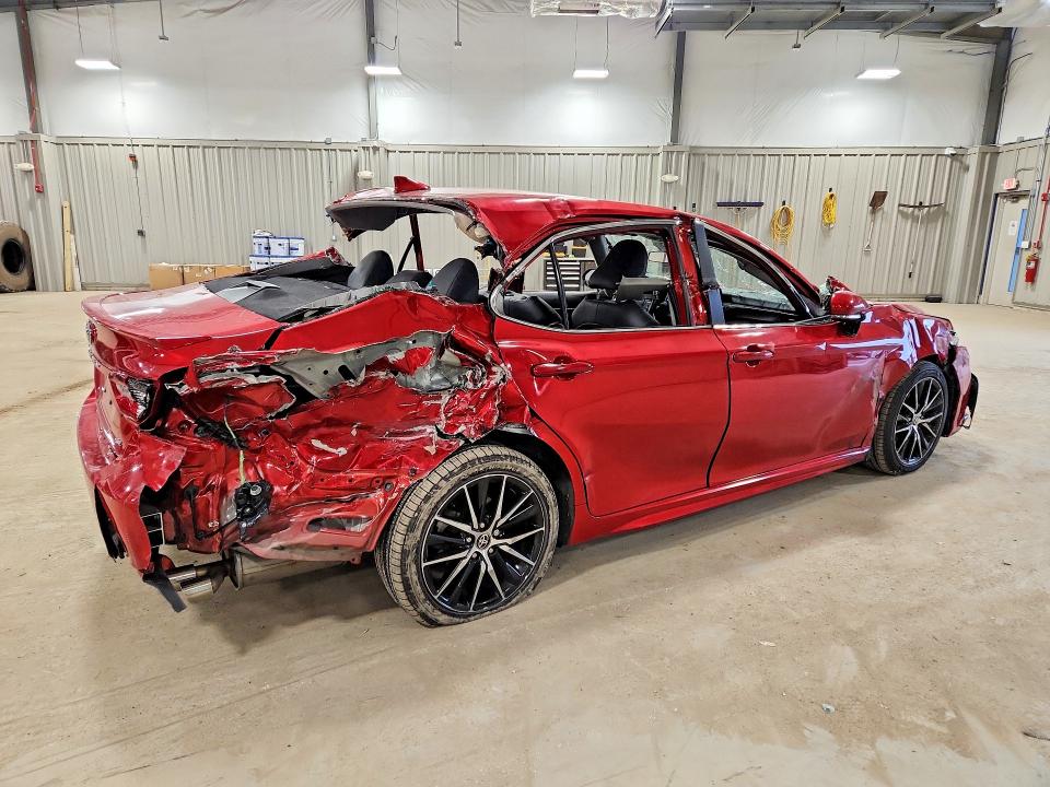 Продажа на аукционе авто 2024 Toyota Camry, vin: 4T1G11AK3RU222020, номер лота: 52375616
