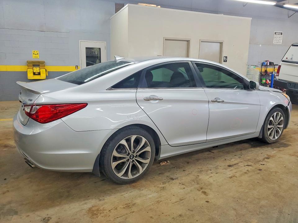 54812496 :رقم المزاد ، 5NPEC4AB2DH784629 vin ، 2013 Hyundai Sonata مزاد بيع