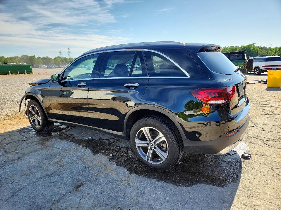 53030976 :رقم المزاد ، W1N0G8DB2NG111629 vin ، 2022 Mercedes-benz Glc مزاد بيع