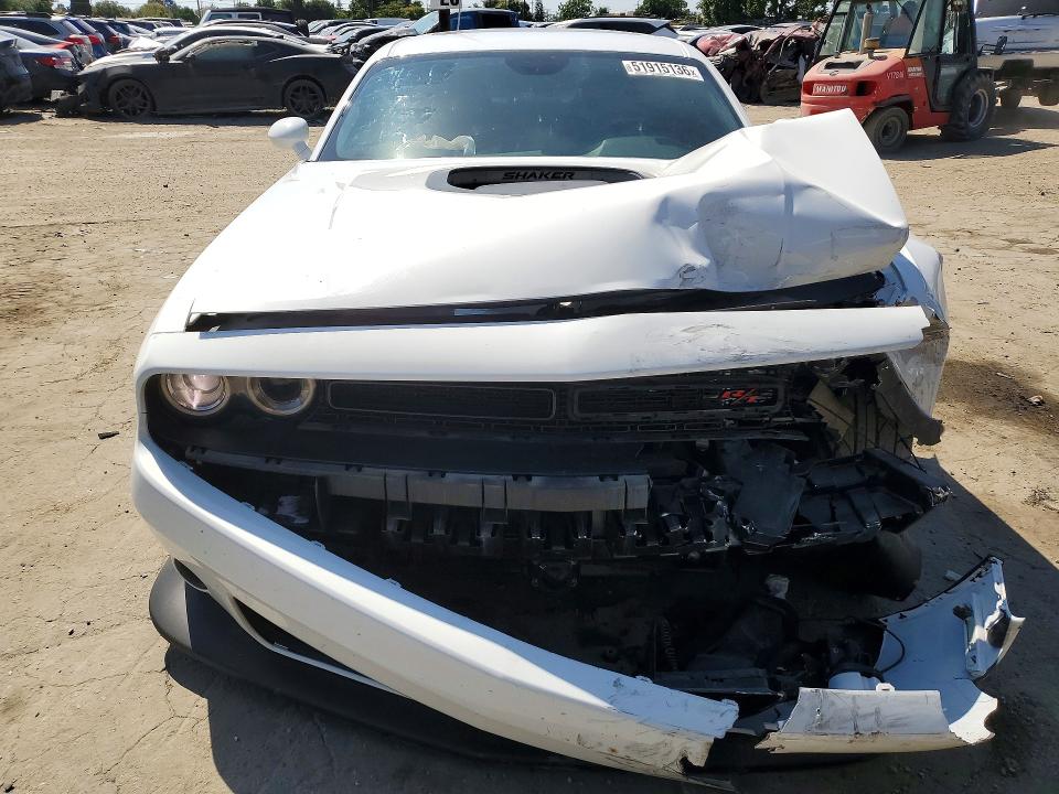 Продаж на аукціоні авто 2015 Dodge Challenger, vin: 2C3CDZFJ0FH833439, номер лоту: 51915136