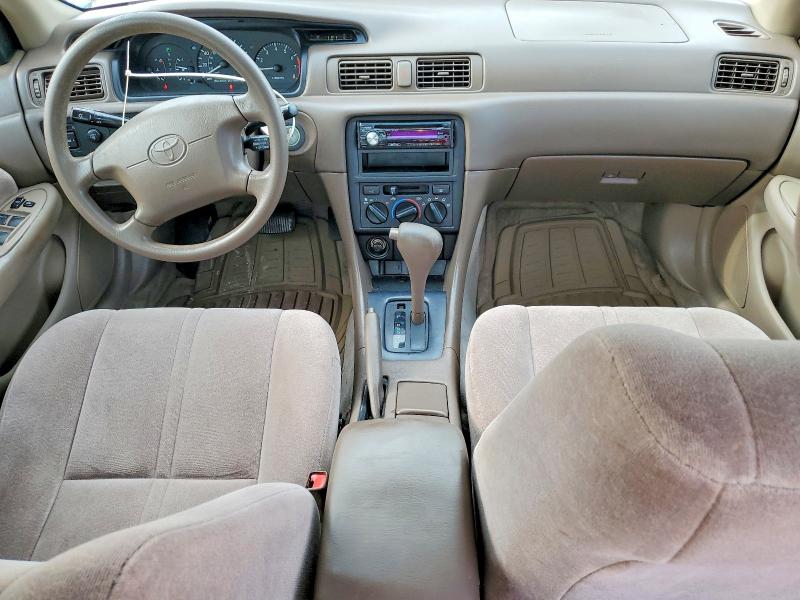 52994276 :رقم المزاد ، 4T1BG22K5WU253245 vin ، 1998 Toyota Camry مزاد بيع