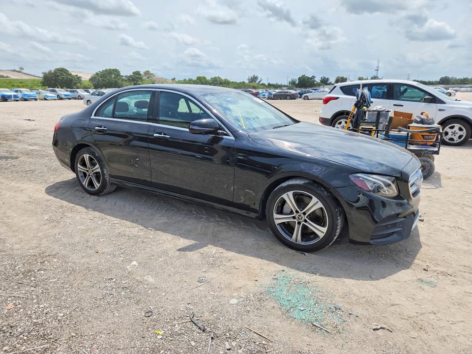 Продажа на аукционе авто 2020 Mercedes-benz E, vin: WDDZF8EBXLA732266, номер лота: 53167266
