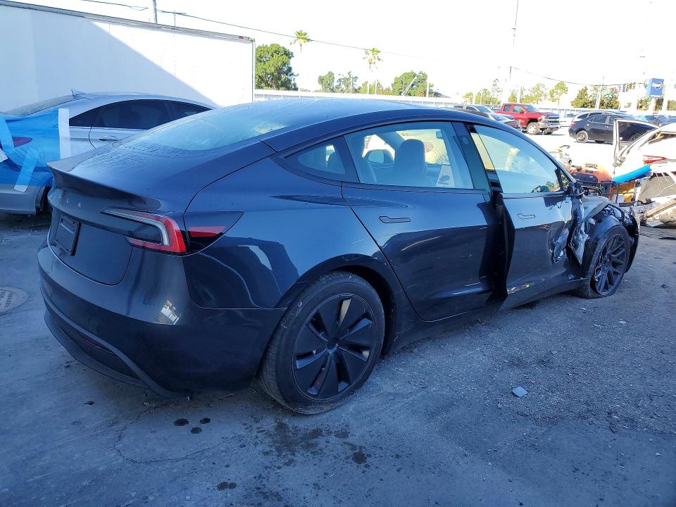Продаж на аукціоні авто 2024 Tesla Model 3, vin: 5YJ3E1EA3RF744129, номер лоту: 53976556