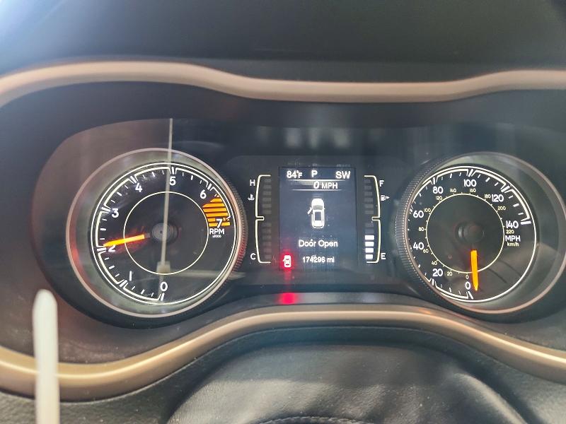 Продажа на аукционе авто 2017 Jeep Cherokee, vin: 1C4PJMAB1HW563389, номер лота: 54760986