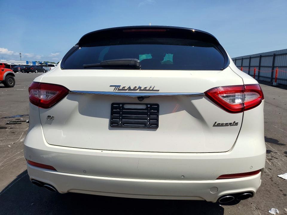 Продажа на аукционе авто 2019 Maserati Levante, vin: ZN661XUA1KX333822, номер лота: 53203606