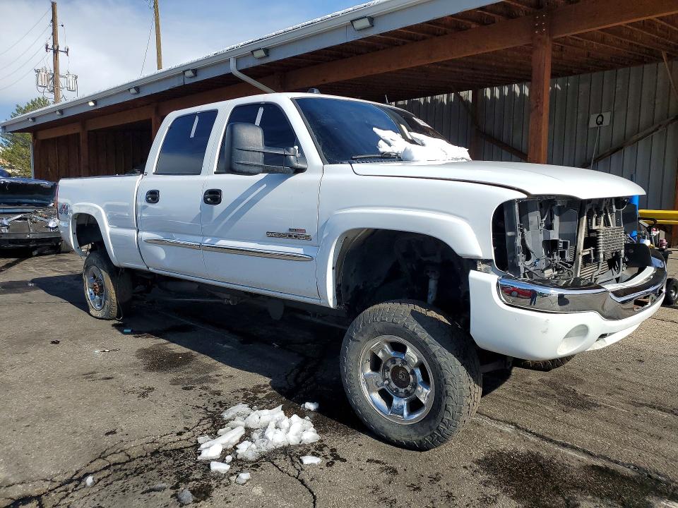 73521085 :رقم المزاد ، 1GTHK23204F231392 vin ، 2004 Gmc Sierra مزاد بيع