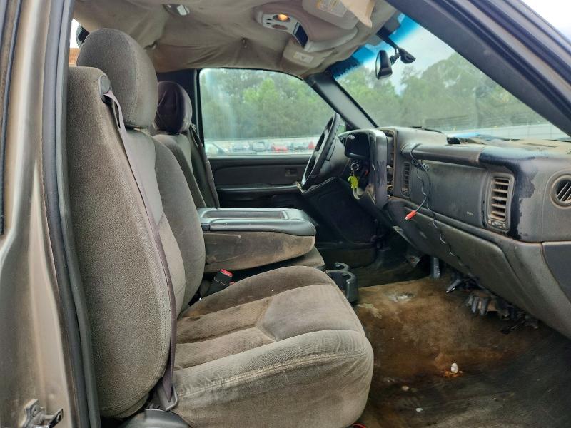 52404066 :رقم المزاد ، 1GCHC24U13E287410 vin ، 2003 Chevrolet Silverado مزاد بيع