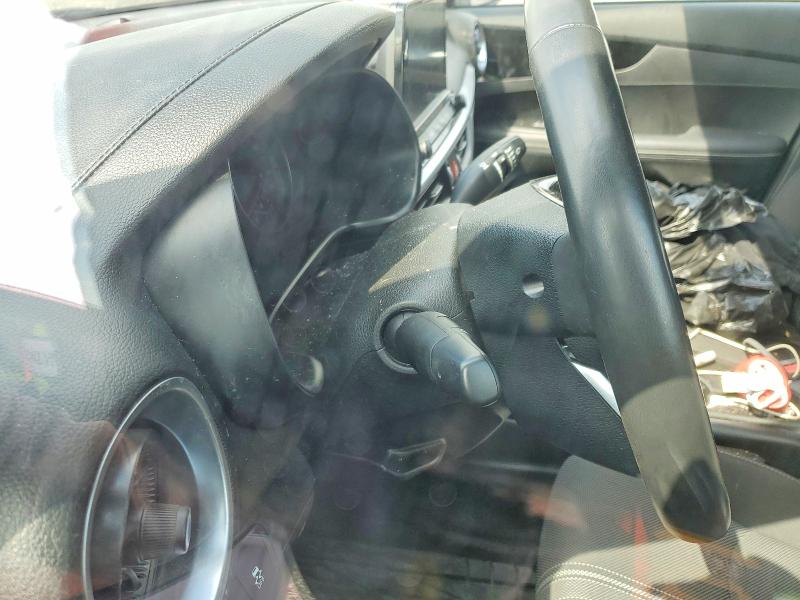 51102096 :رقم المزاد ، 3KPF34ADXNE535989 vin ، 2022 Kia Forte مزاد بيع