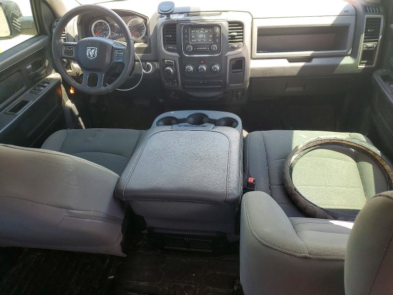 52597366 :رقم المزاد ، 1C6RR7KM9JS262571 vin ، 2018 Ram 1500 مزاد بيع