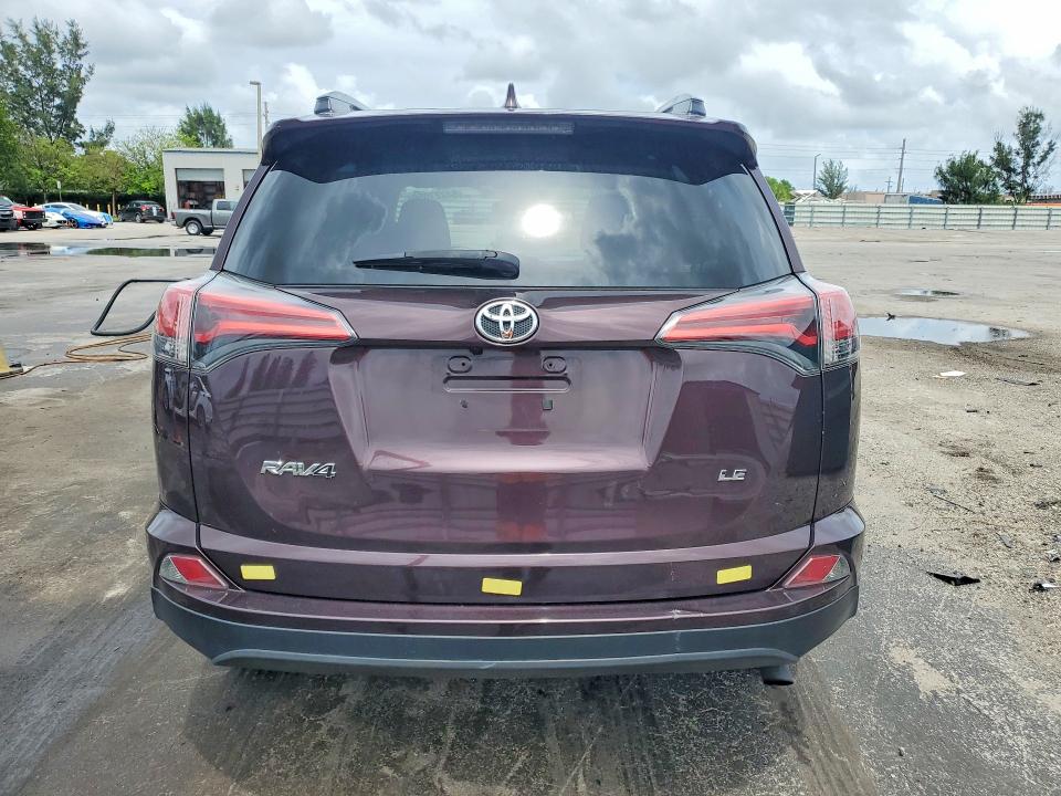 54227056 :رقم المزاد ، 2T3ZFREV5JW445670 vin ، 2018 Toyota Rav4 مزاد بيع