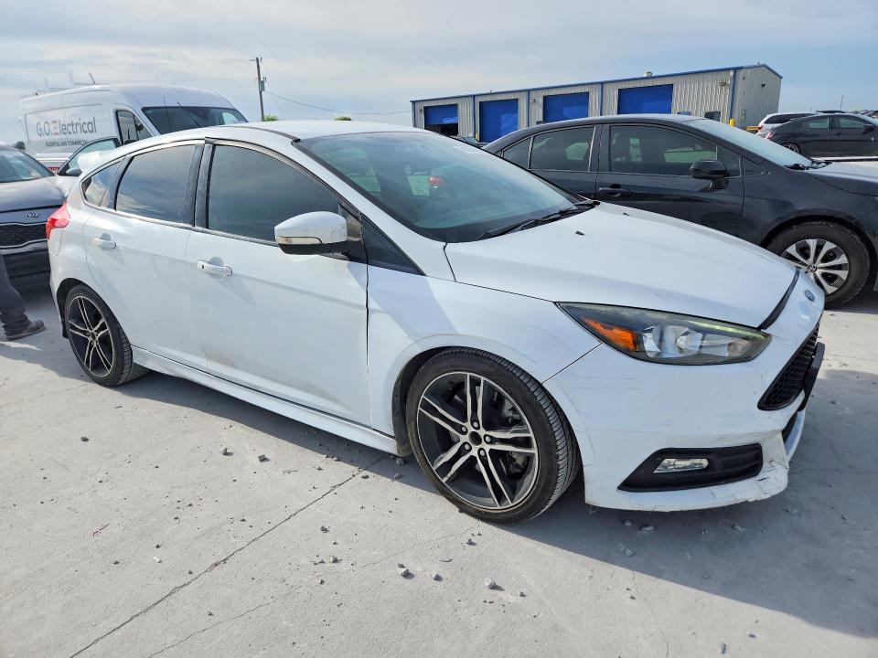 Продажа на аукционе авто 2017 Ford Focus, vin: 1FADP3L99HL292661, номер лота: 55803086