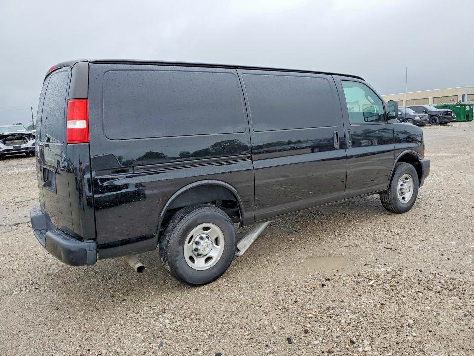 Aukcja sprzedaży 2021 Chevrolet Express 2500, vin: 1GCWGAFP8M1246259, numer aukcji: 53018266
