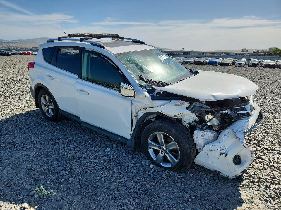 54114426 :رقم المزاد ، JTMRFREV9FJ033872 vin ، 2015 Toyota Rav4 مزاد بيع