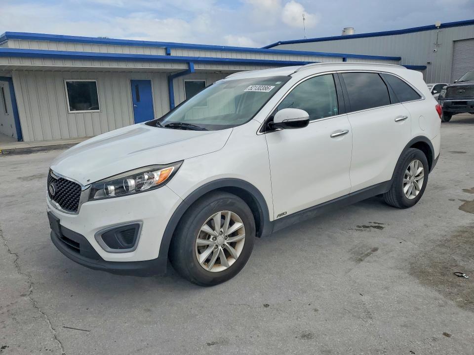 52130386 :رقم المزاد ، 5XYPGDA38JG413371 vin ، 2018 Kia Sorento مزاد بيع