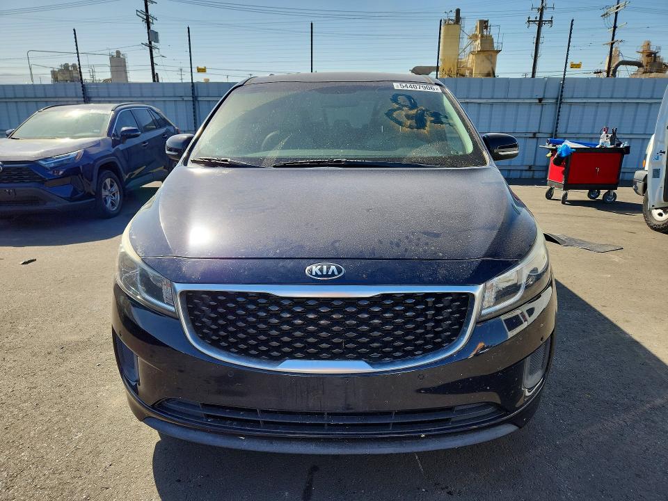 54407906 :رقم المزاد ، KNDMB5C17H6246758 vin ، 2017 Kia Sedona مزاد بيع
