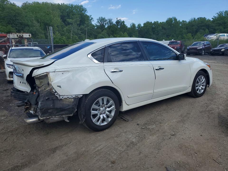 2015 Nissan Altima მანქანა იყიდება აუქციონზე, vin: 1N4AL3AP5FN326578, აუქციონის ნომერი: 52059946
