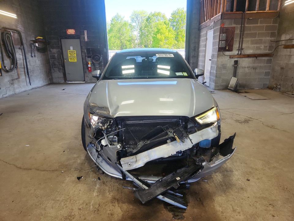 55378016 :رقم المزاد ، WAUBFGFF4F1119276 vin ، 2015 Audi A3 مزاد بيع