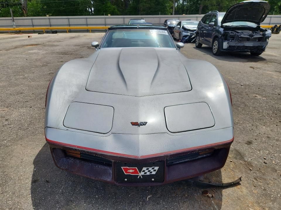 52528366 :رقم المزاد ، 1G1AY8785C100392 vin ، 1982 Chev Corvette مزاد بيع
