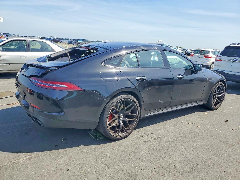 51811606 :رقم المزاد ، W1K7X5KB9NA053325 vin ، 2022 Mercedes-benz Amg Gt مزاد بيع