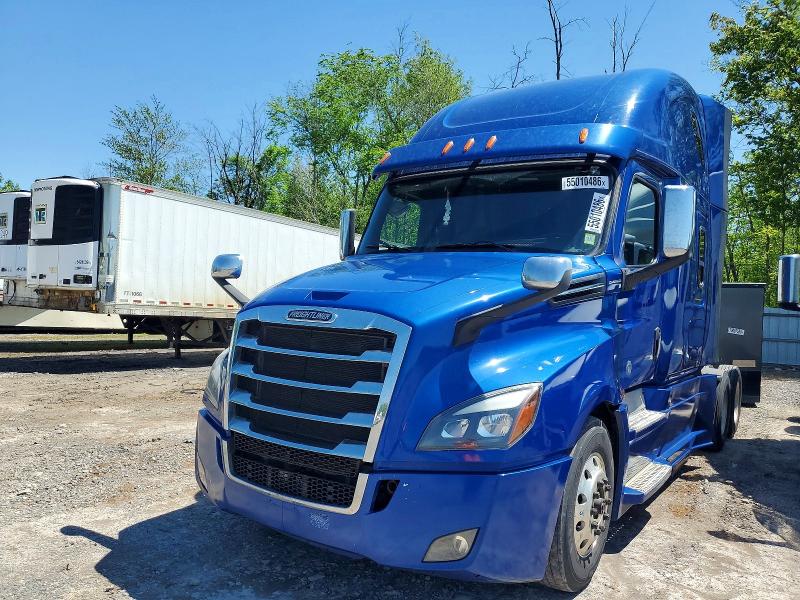 55010486 :رقم المزاد ، 1FUJHHDR8LLLR6923 vin ، 2020 Freightliner Cascadia 126 مزاد بيع