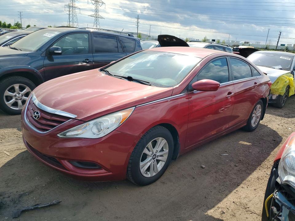52097896 :رقم المزاد ، 5NPEB4AC9DH568949 vin ، 2013 Hyundai Sonata مزاد بيع