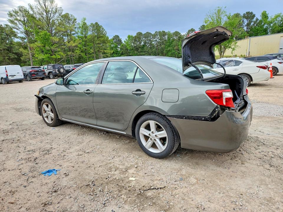 52081866 :رقم المزاد ، 4T1BF1FKXDU671403 vin ، 2013 Toyota Camry مزاد بيع